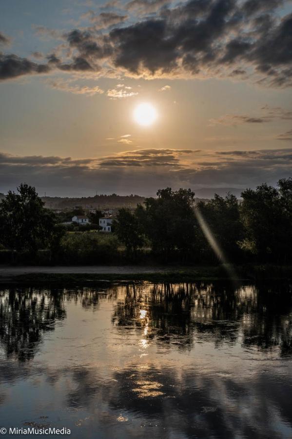 River Ebro Apartments โมราเดเบร ภายนอก รูปภาพ