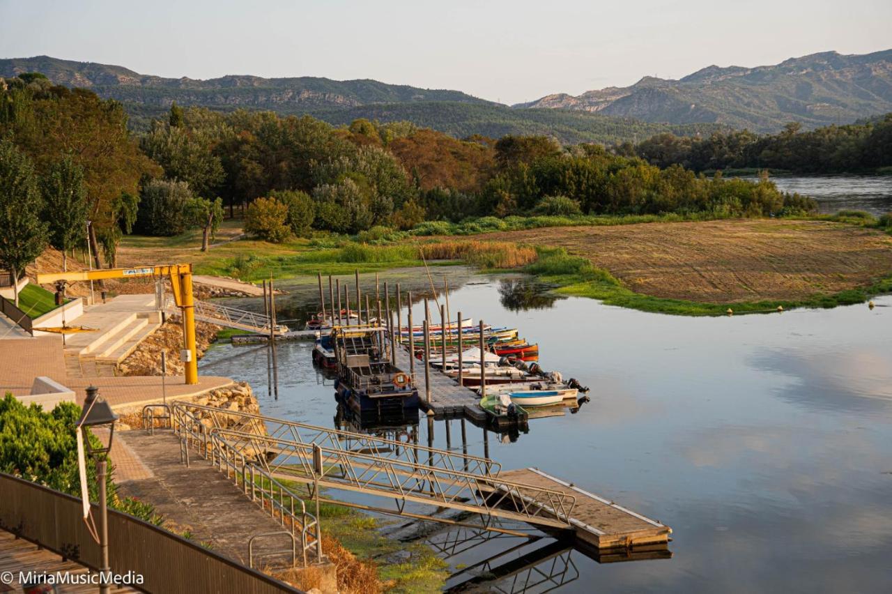 River Ebro Apartments โมราเดเบร ภายนอก รูปภาพ