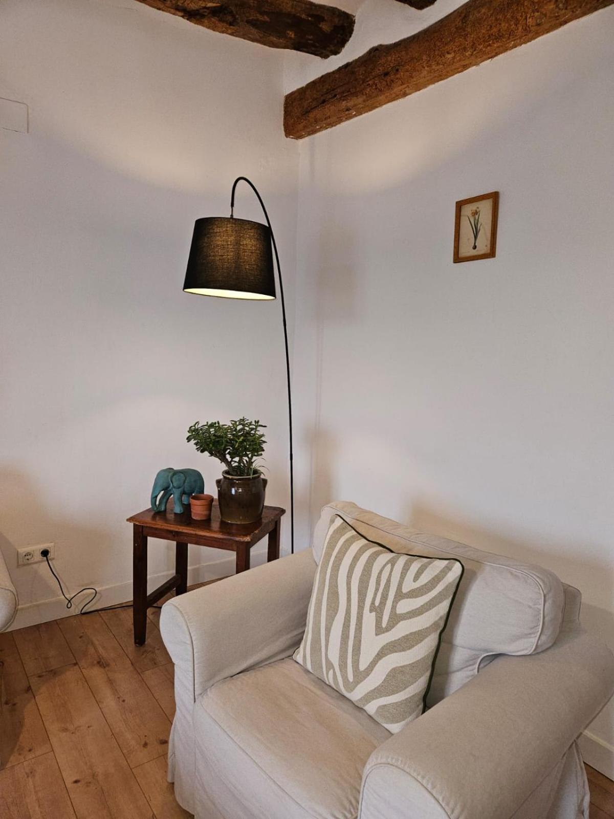 River Ebro Apartments โมราเดเบร ภายนอก รูปภาพ