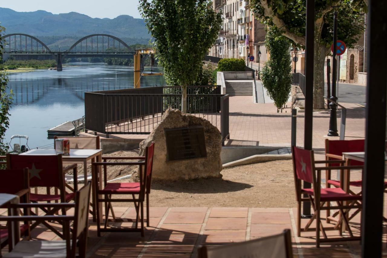 River Ebro Apartments โมราเดเบร ภายนอก รูปภาพ